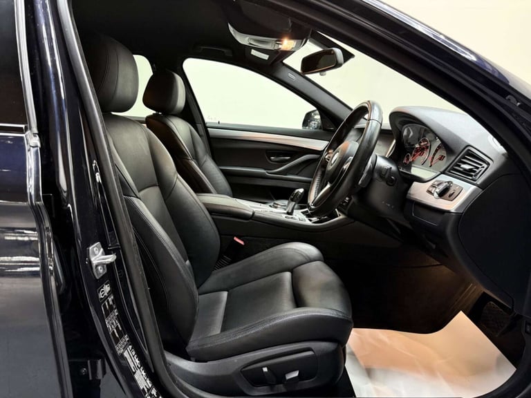 2015 BMW 5 Series 3.0 535i ActiveHybrid 5 M Sport Auto Euro 6 (s/s) 4dr Saloon Hybrid Automatic