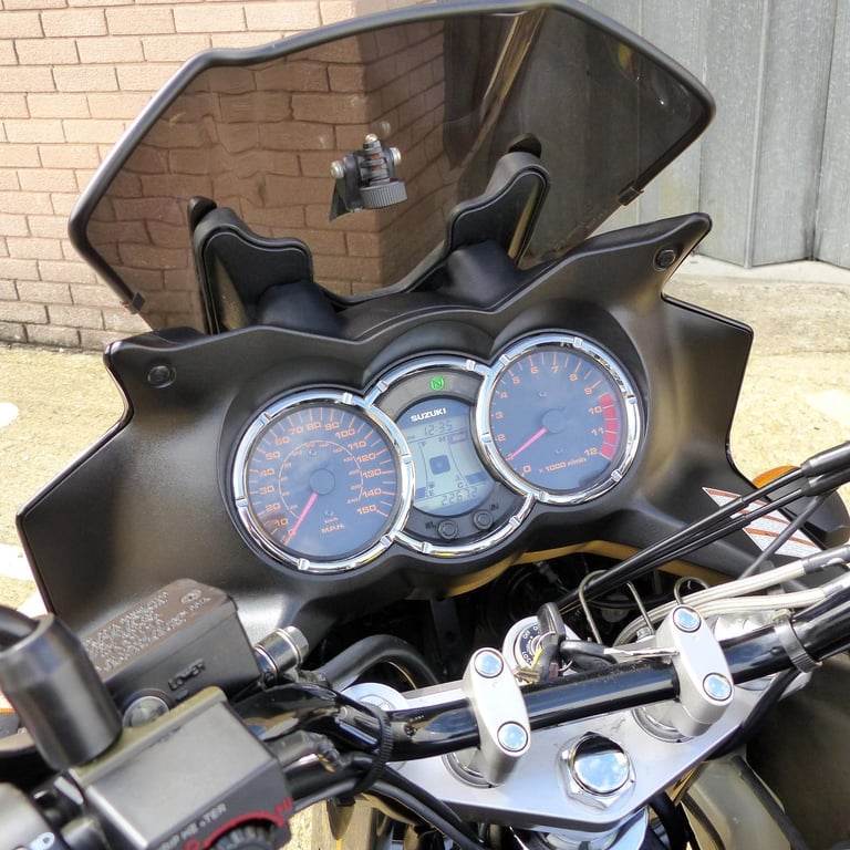 2007 SUZUKI DL1000 K6 GT V-STROM – A COMFORTABLE, RELIABLE ONE OWNER MOTORCYCLE.