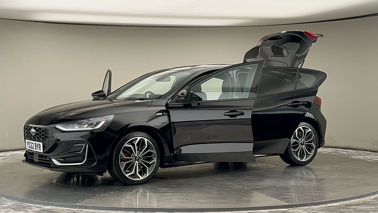 2022 Ford Focus Focus ST-Line Vignale 5 door 1.0L EcoBoost 155PS mHEV FWD 7 Speed PowerShif 5 doo...