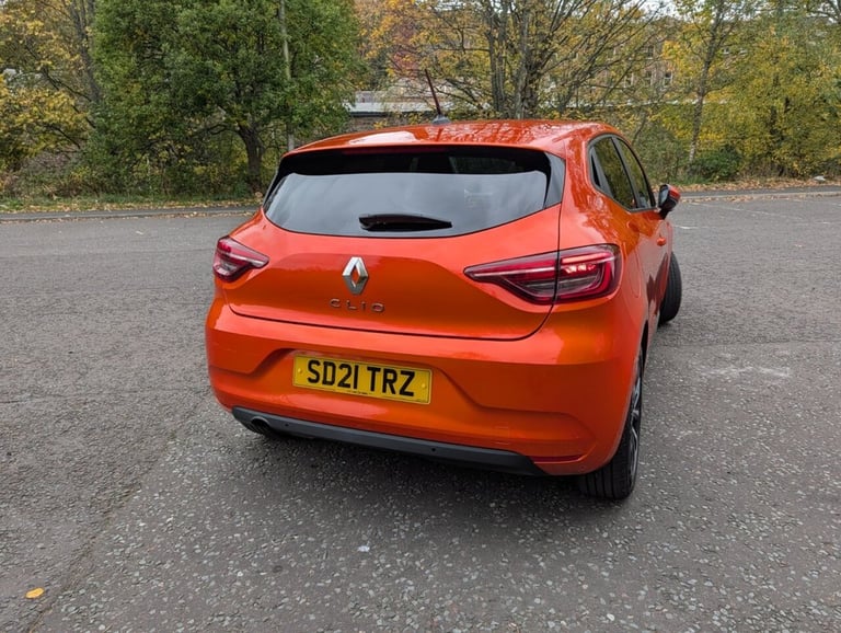 2021 Renault Clio 1.0 TCe Iconic Hatchback 5dr Petrol Manual Euro 6 (s/s) (100 ps) Hatchback Petr...