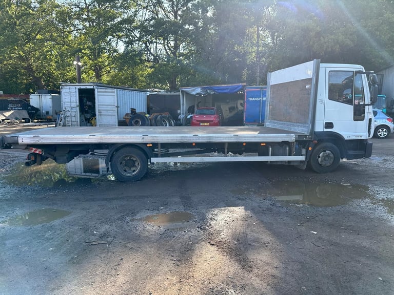 Iveco Eurocargo 75E16 2016 7.5 ton flat bed truck Manaul EURO 6 