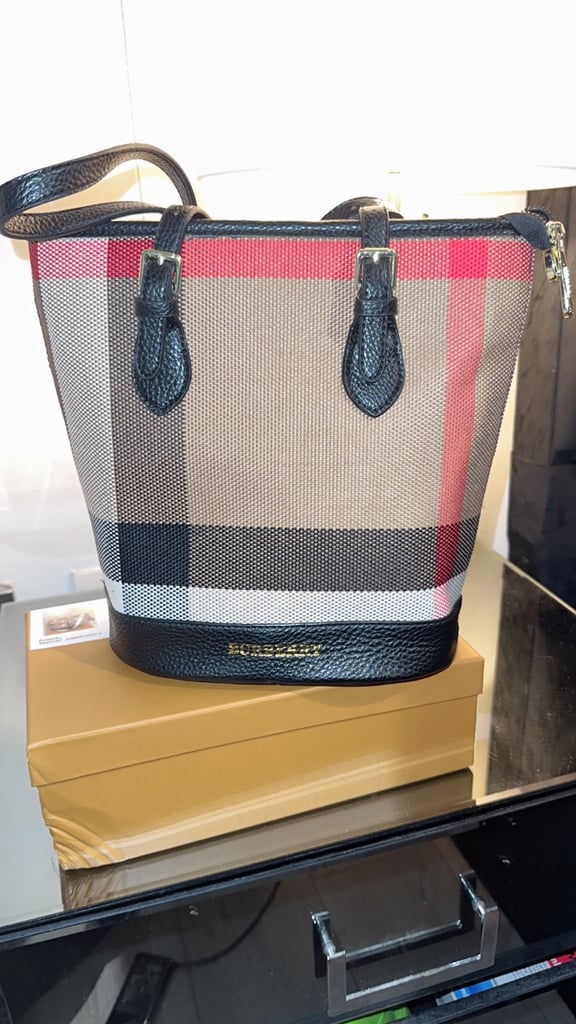 Luxury Hand bags for sale 