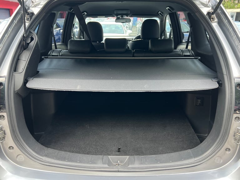 2019 Mitsubishi Outlander 2.4h TwinMotor 13.8kWh 4h SUV 5dr Petrol Plug-in