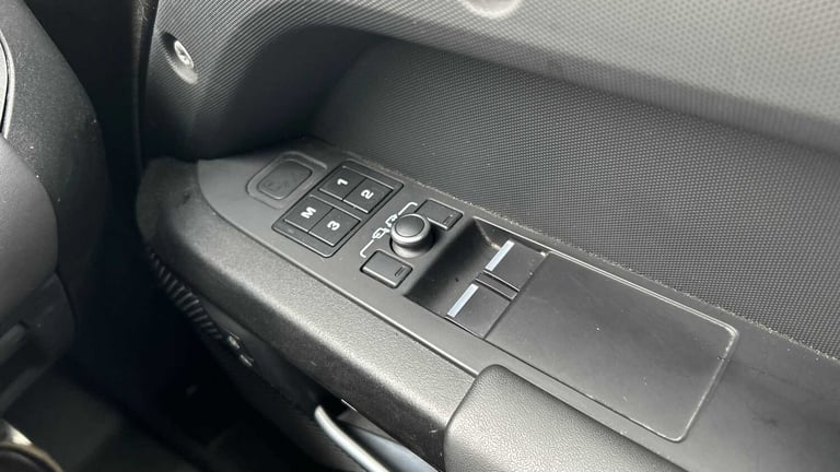 2022 Land Rover Defender 5.0 P525 V8 Carpathian Edition 90 3dr Auto ESTATE PETROL Automatic