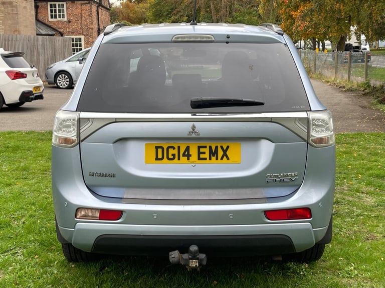 2014 Mitsubishi Outlander GX 4WD 3H PHEV Automatic 2.0 Plug-In Hybrid Petrol