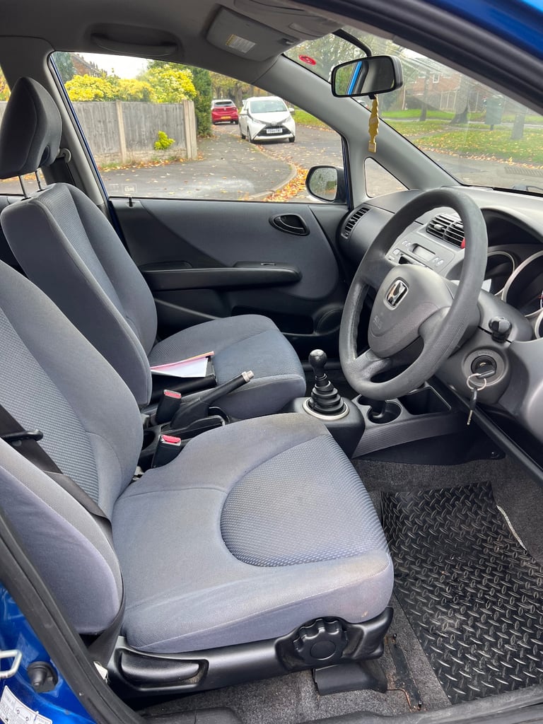 8 CARS FOR SALE - RUN DRIVE MOT 