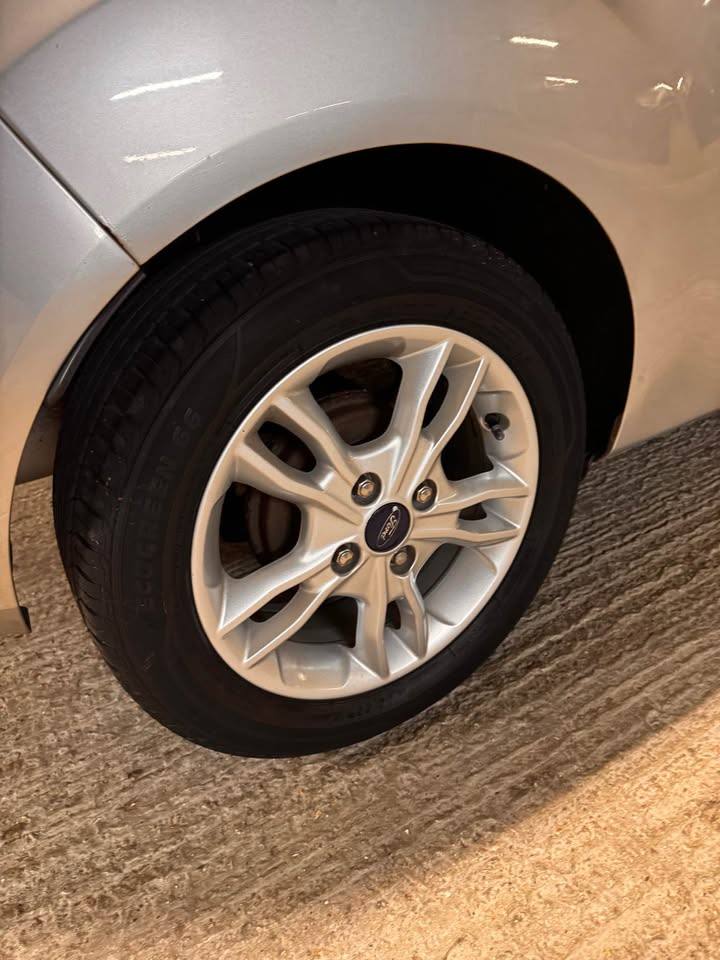 Ford, FIESTA, Hatchback, 2015, Manual, 998 (cc), 3 doors