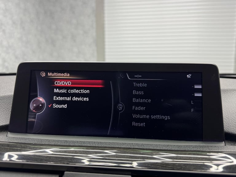 2016 Toyota AYGO 1.0 VVT-i x-cite x-shift Euro 6 5dr HATCHBACK Petrol Automatic