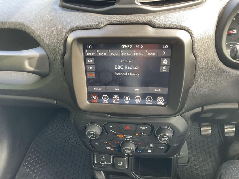  Jeep Renegade 1.0 T3 120hp Night Eagle Petrol Manual