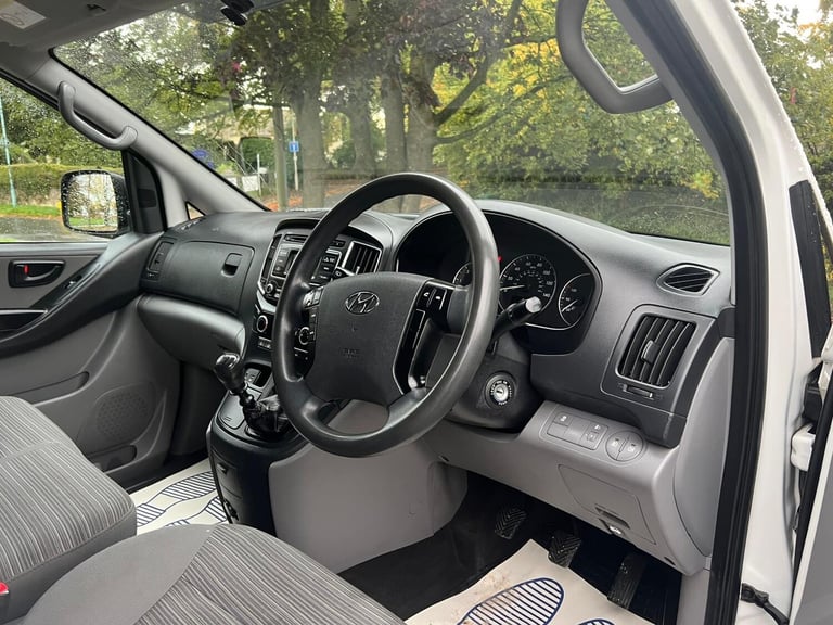 2019 Hyundai Iload 2.5 CRDi 116ps SE Van [6] one owner service history  PANEL VAN Diesel Manual