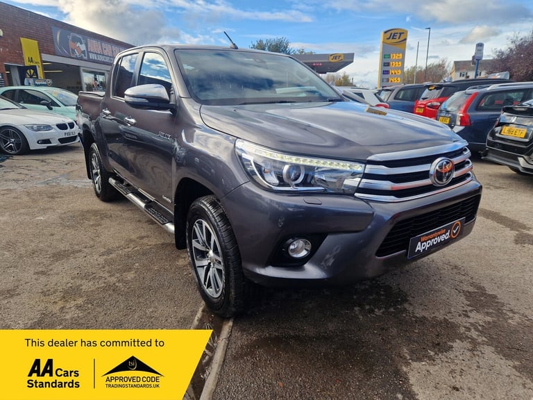 2017 Toyota Hilux Invincible D/Cab Pick Up 2.4 D-4D PICK UP Diesel Manual