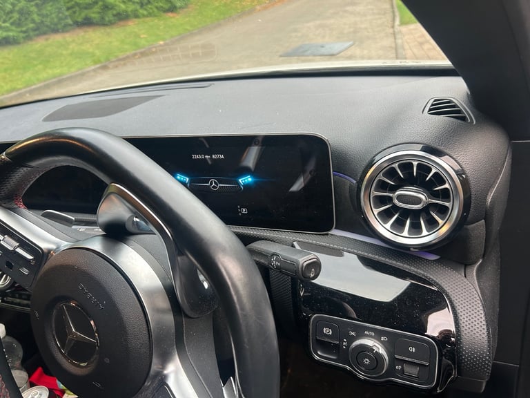 Mercedes-Benz, A CLASS, Hatchback, 2018, Semi-Auto, 1332 (cc), 5 doors