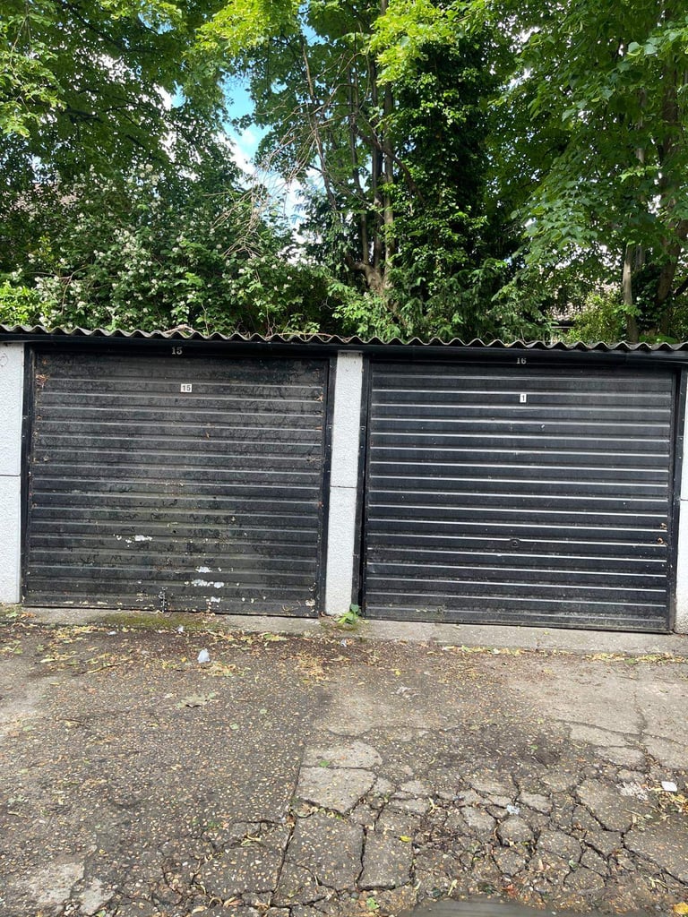 Garages to Rent in Wallington Court, Woodcote Road, Surrey, SM6 0HG