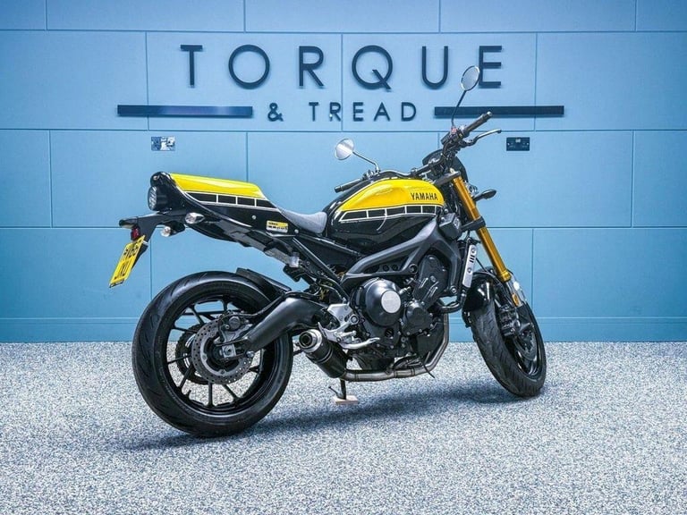 2016 66 YAMAHA XSR900 60TH ANNIVERSARY 900 ABS SPORT HERITAGE - LOW MILES
