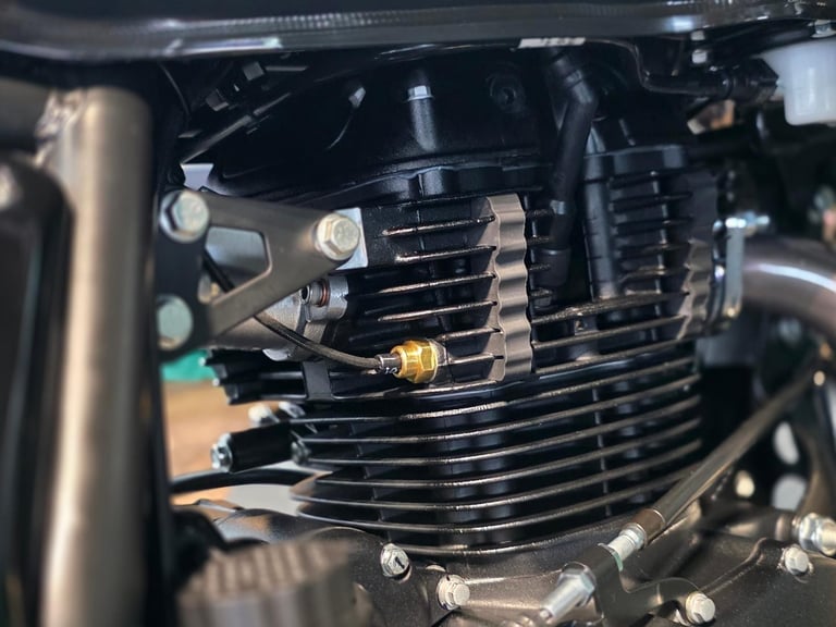 2024/74 ROYAL ENFIELD SCRAM 411 E5 HIMALAYAN 280 MILE'S 