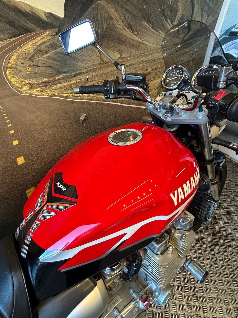 YAMAHA XJR1300SP 2001 MOTORCYCLE, 22K MILES, 3 OWNERS FROM NEW, (ATMOTORCYCLES)