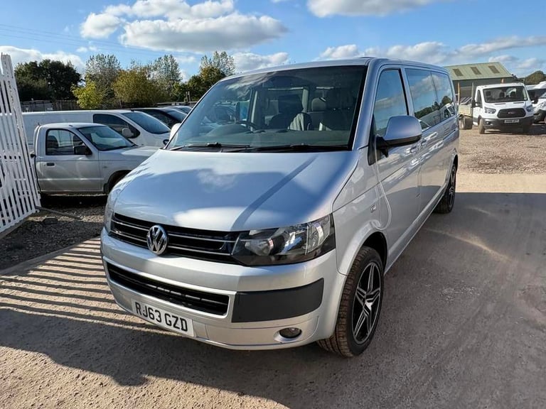 2013 Volkswagen Transporter Transporter T30 SE 102 TDI LWB Minibus DIESEL Manual