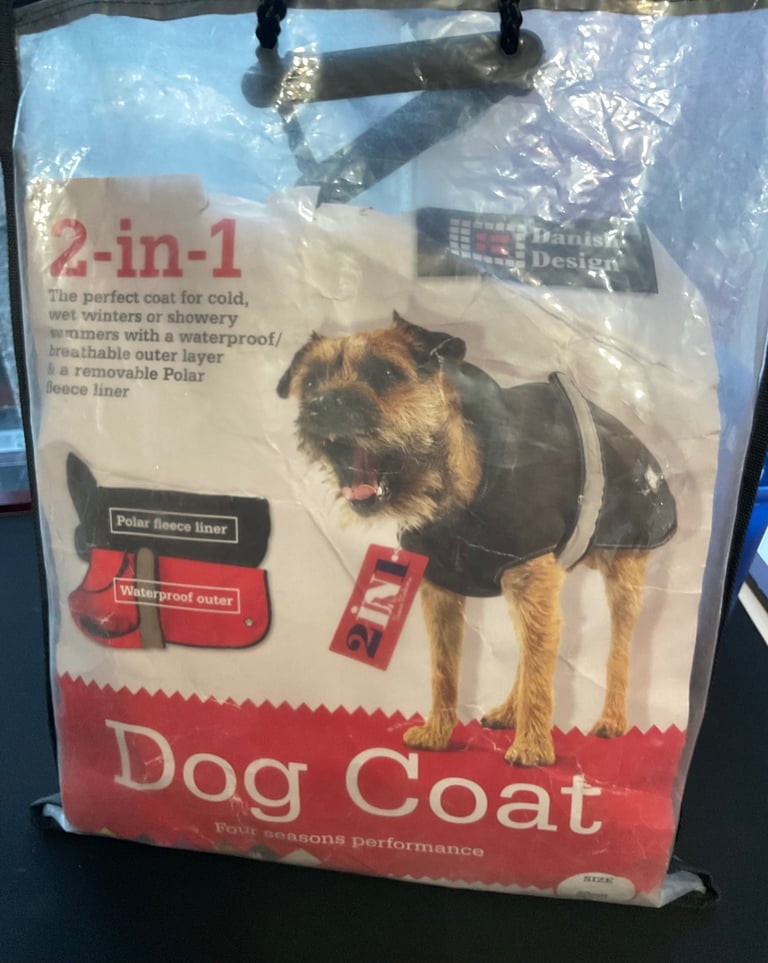 2 in 1 DOG COAT - BRAND NEW WITH TAGS 