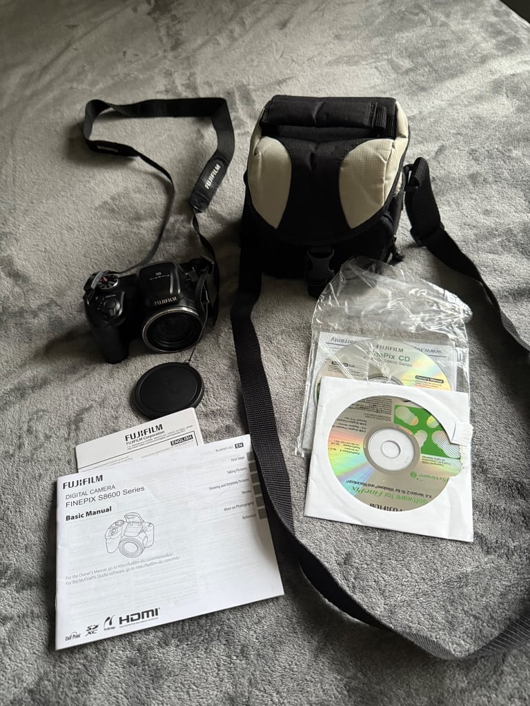 Fujifilm finepix S8600