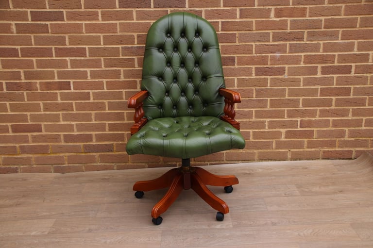 image for Chesterfield Executive Chair (UK Delivery)