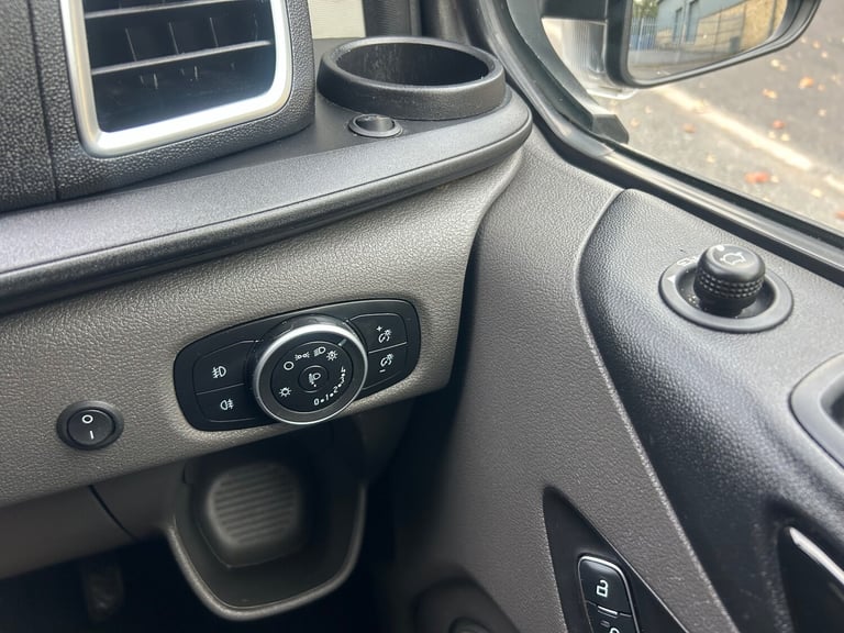 2021 Ford Transit Custom 2.0 TDCI 185ps Sport DOUBLE/CREW CAB Van NO VAT  PANEL VAN Diesel Manual