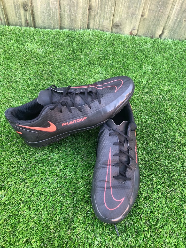 Nike Astro turf men's | in Beddau, Rhondda Cynon Taf | Gumtree