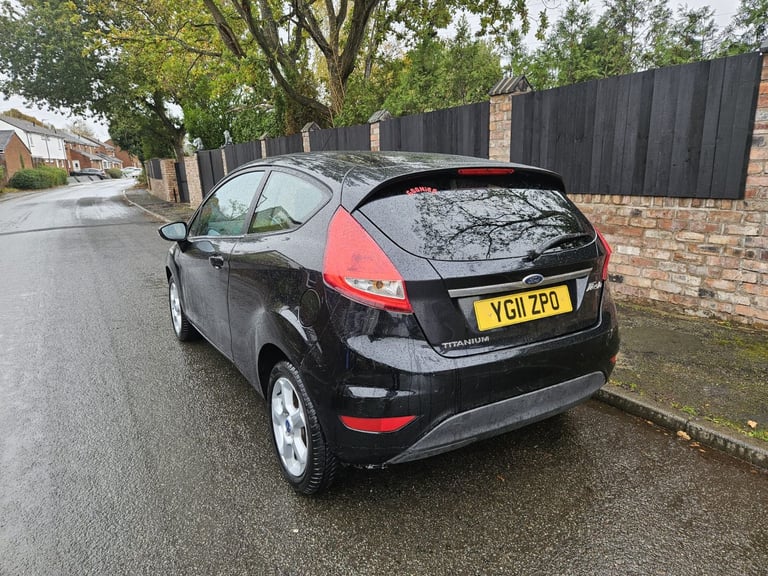 ford fiesta 2011 Edge black 1.2 petrol 
