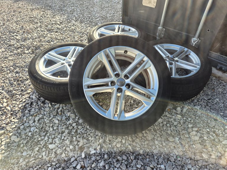 🌟Genuine Audi Q5 19 inch alloy wheels 5x112 with ALL MATCHING TYRES