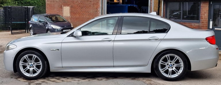 2013 BMW 5 Series 520d M Sport 4dr Step Auto [Start Stop] SALOON DIESEL Automatic