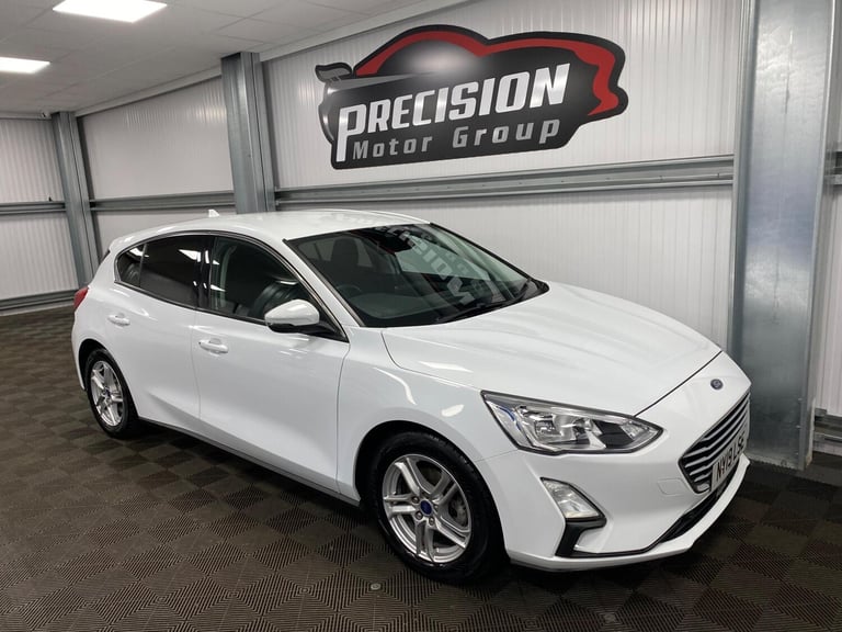 2019 Ford Focus 1.0T EcoBoost Zetec Euro 6 (s/s) 5dr HATCHBACK Petrol Manual