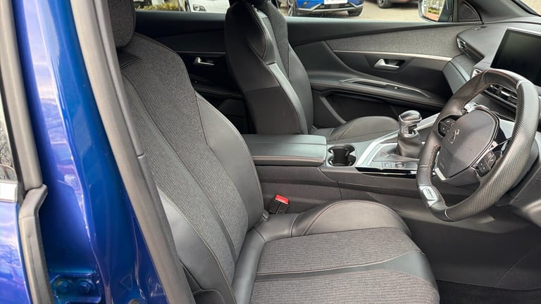 2019 Peugeot 3008 1.5 BlueHDi GT Line Premium 5dr HATCHBACK DIESEL Manual