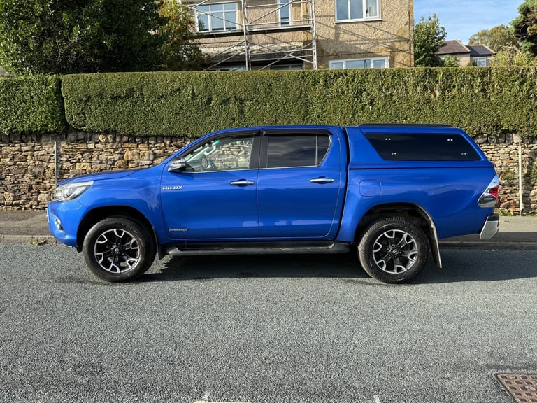 2019 Toyota Hilux INVINCIBLE X D/C 2.4 D4-D AUTO 4X4 BLUE PICK UP Diesel Automatic