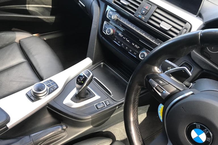  BMW 3 Series Touring 2.0 320i M Sport Touring 5dr Petrol Auto Euro 6 s/s 184 Ps