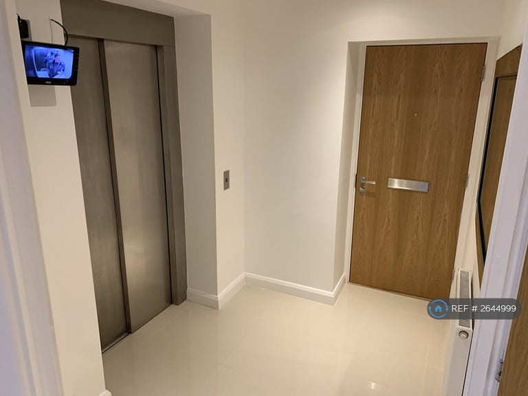 2 bedroom flat in Wallis Court, Leicester, LE2 (2 bed) (#2644999)