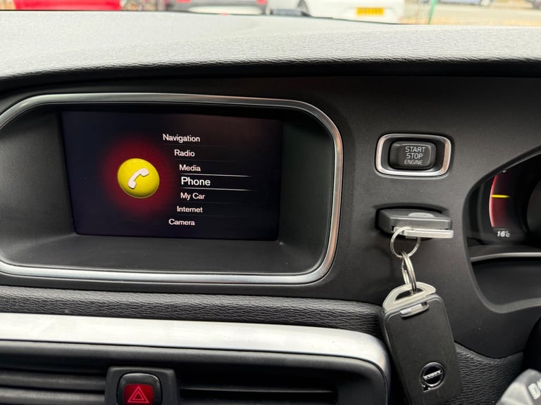 2019 Volvo V40 1.5 T3 R-Design Edition Auto Euro 6 (s/s) 5dr HATCHBACK Petrol Automatic