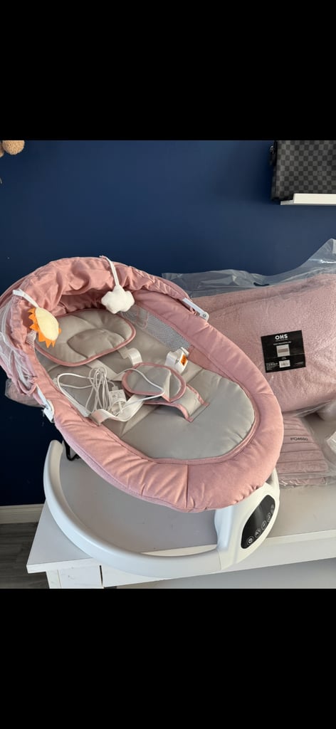 image for Pink baby electric bouncer / swing 