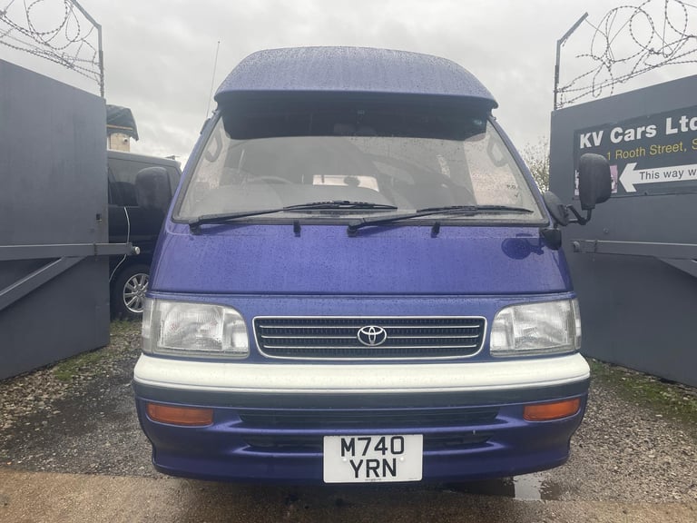 Toyota Hiace 3.0 TD Auto Super Custom LWB 6 berth 8 Seater Pop Top Camper van 