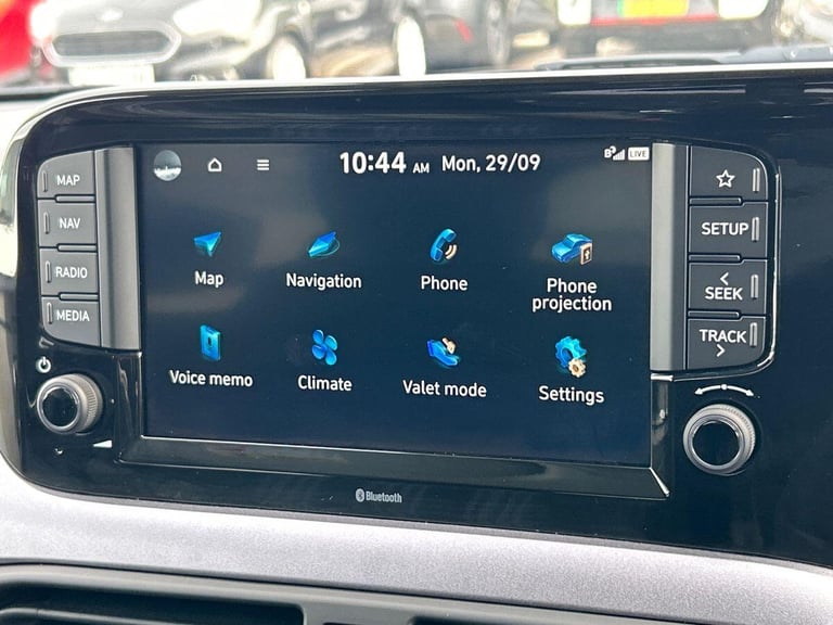 2024 Hyundai i10 1.0 Premium Hatchback 5dr Petrol Auto Euro 6 (s/s) (63 ps) Hatchback PETROL Auto...