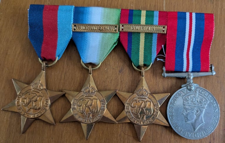 WW2 4 Medal Group : 1939-45 + Atlantic(France & Germany) + Pacific(Burma) Stars & War Medal 1939-45