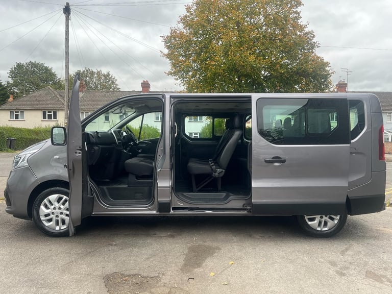 Renault Trafic 2.0 dCi ENERGY 30 Sport Nav 9 Seat LWB Minibus  DIESEL 2021/21