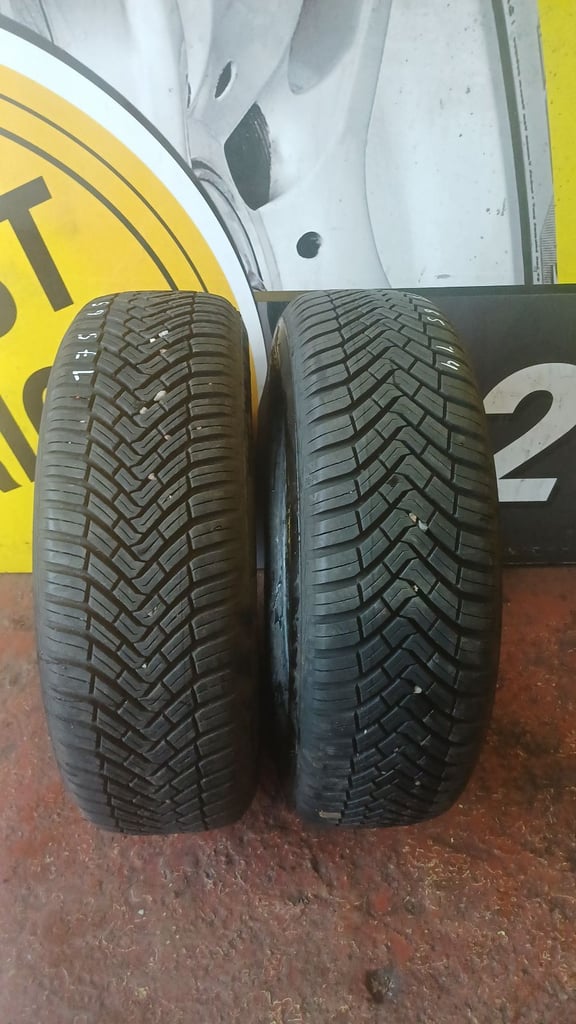 2x 175 65 14 Continental Tyres