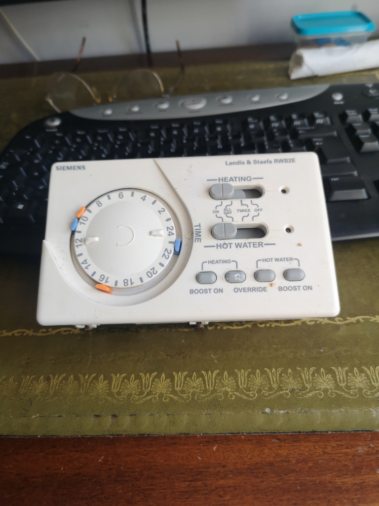 Siemens (Landis & Staefa) RWB2E Programmer