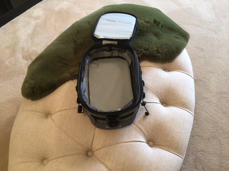 Bike Rear Rack Bag. Kalkhoff Onbag. Top Quality Item. With ‘Racktime’ Quick Fastener. New & Unused.