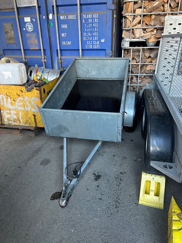 Broniss 5x3 trailer for sale