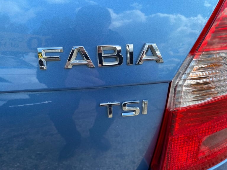 2013 Skoda Fabia 1.2 TSI Elegance DSG Euro 5 5dr Hatchback Petrol Automatic