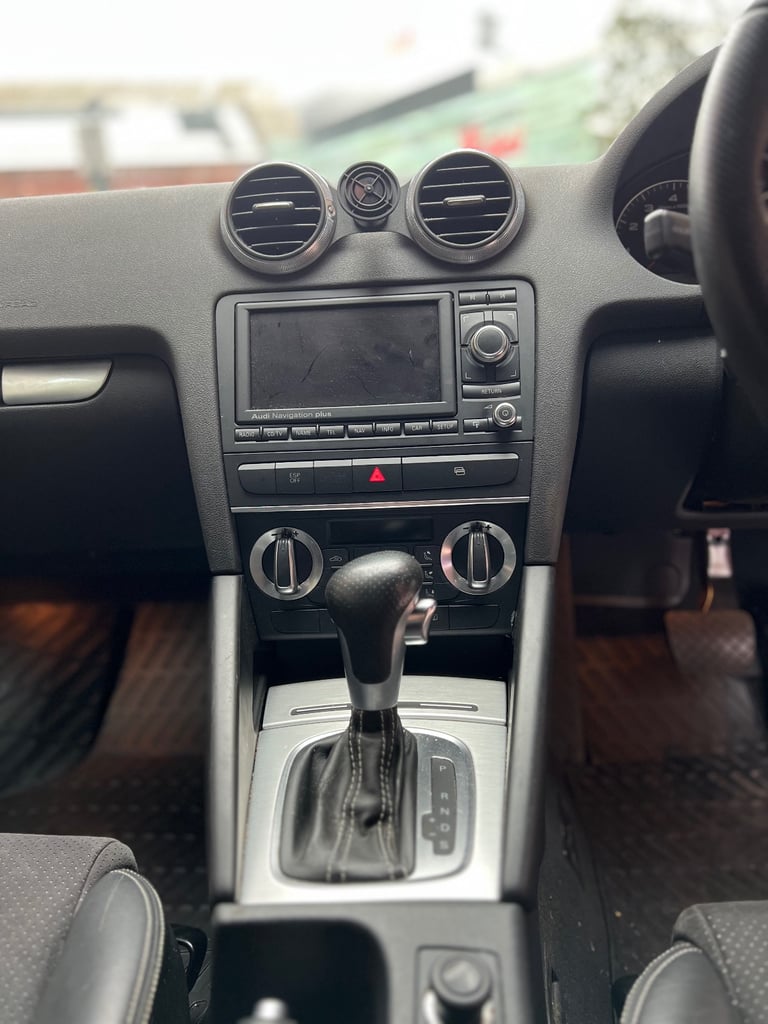 Audi A3 ) 2.0 TFSI S line S Tronic quattro