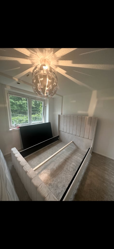 image for Kingside bed FRAME ONLY 