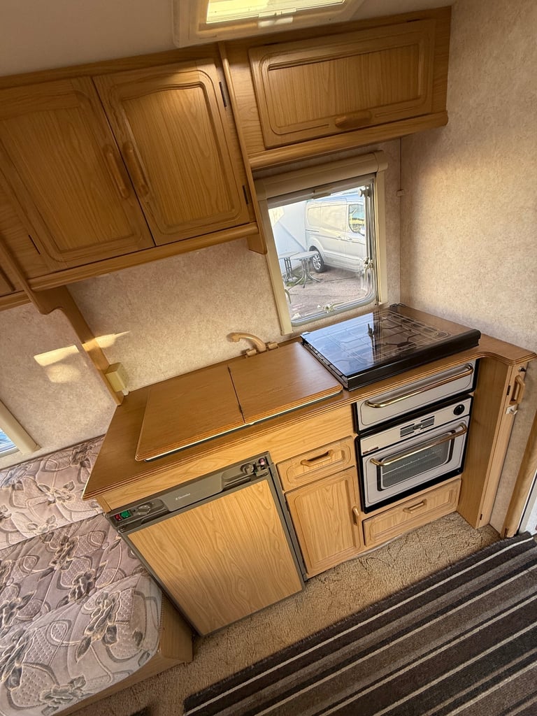 Bailey caravan  Ranger 450/2 lightweight 