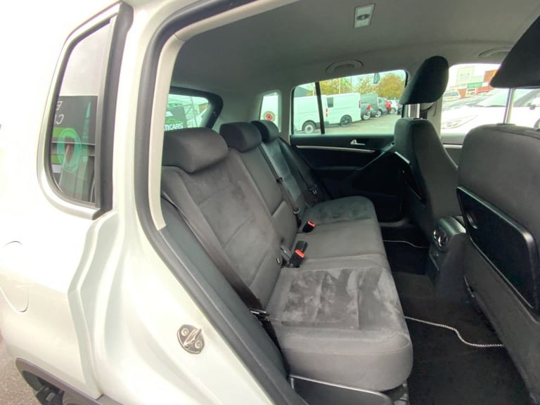 2015 Volkswagen Tiguan 2.0 TDI BlueMotion Tech Match Edition SUV 5dr Diesel DSG 4WD Euro 6 (s/s) ...