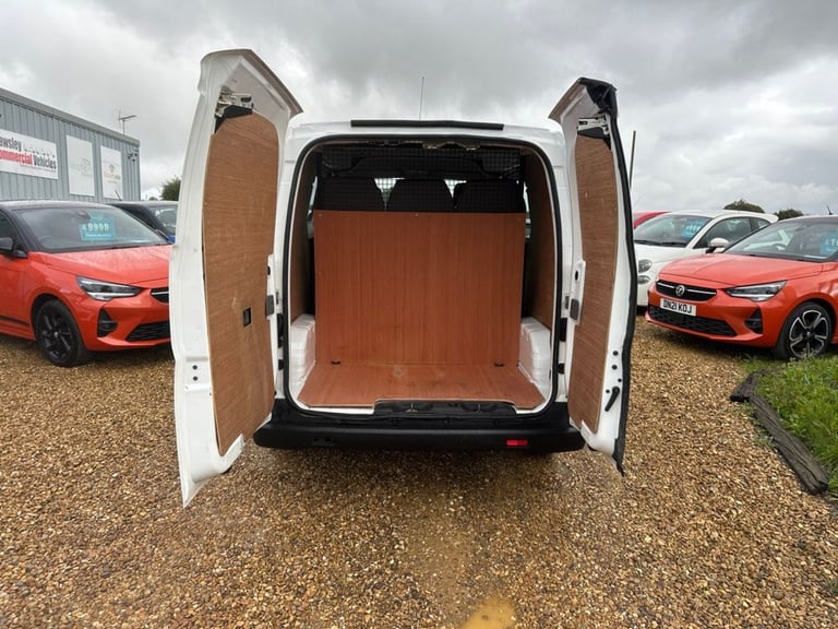 2018 Nissan NV200 1.5 dCi Acenta Van Euro 6 CAR DERIVED VAN DIESEL Manual